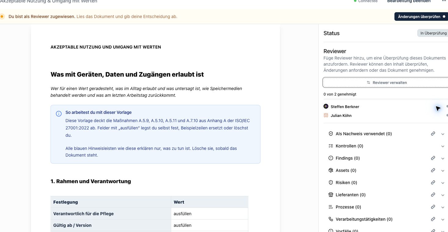 Kopexa-Versionsreview mit zugewiesenen Reviewern, dem Status „In Überprüfung“ und noch ausstehenden Genehmigungen.